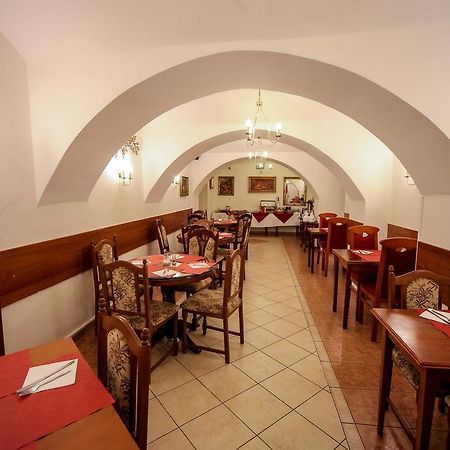 Hotel Donatello Praga Exterior foto