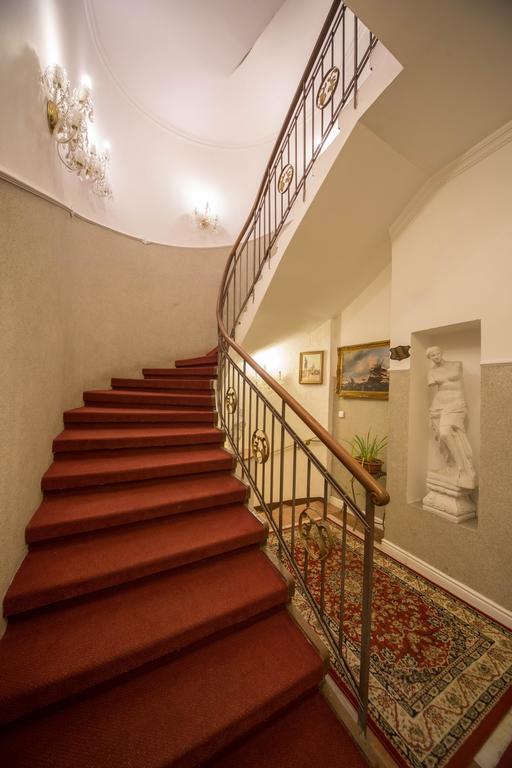 Hotel Donatello Praga Exterior foto