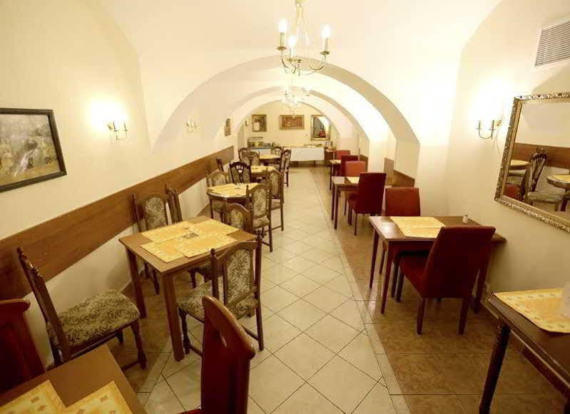 Hotel Donatello Praga Exterior foto